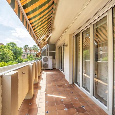 Apartamento Los Tilos & Parking & Piscina Cordoba Luaran gambar