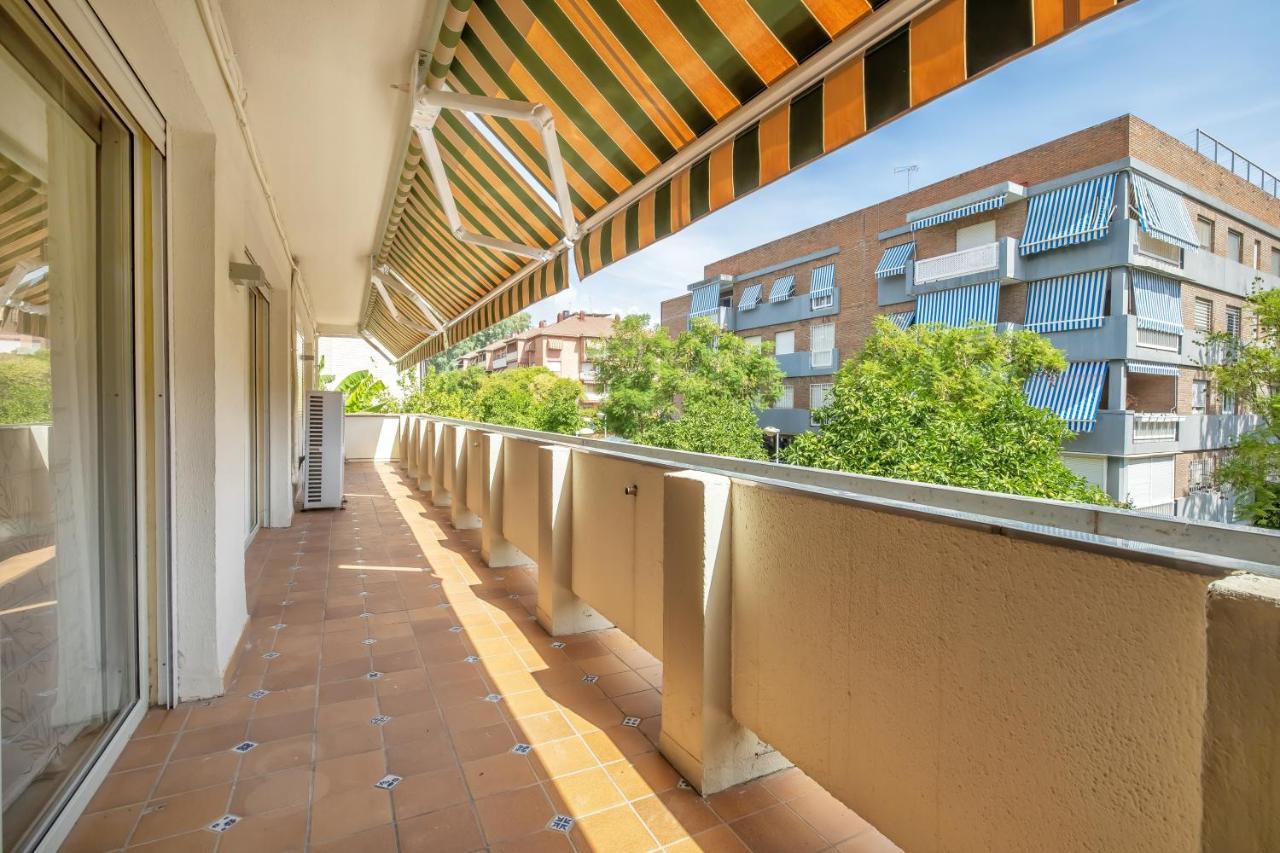 Apartamento Los Tilos & Parking & Piscina Cordoba Luaran gambar
