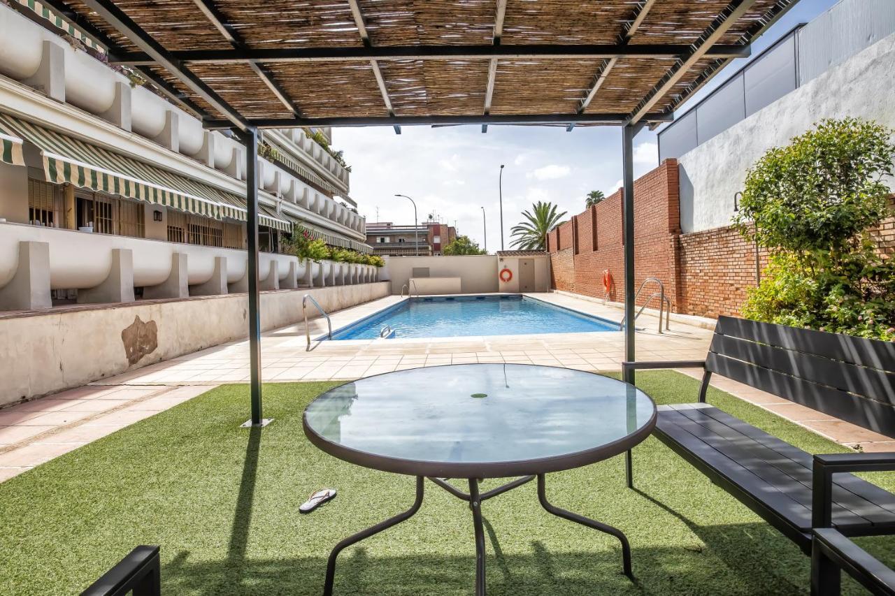 Apartamento Los Tilos & Parking & Piscina Cordoba Luaran gambar