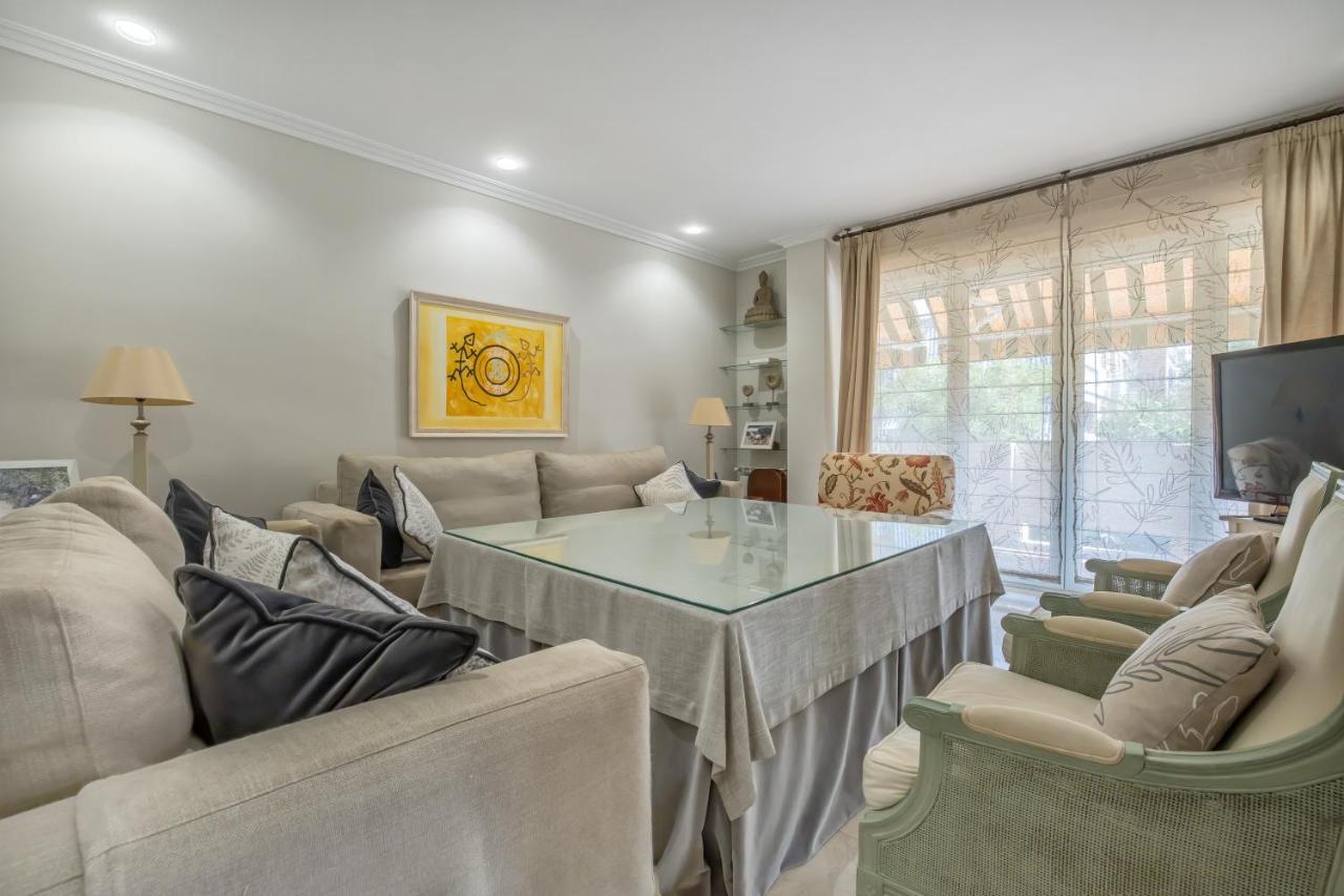 Apartamento Los Tilos & Parking & Piscina Cordoba Luaran gambar