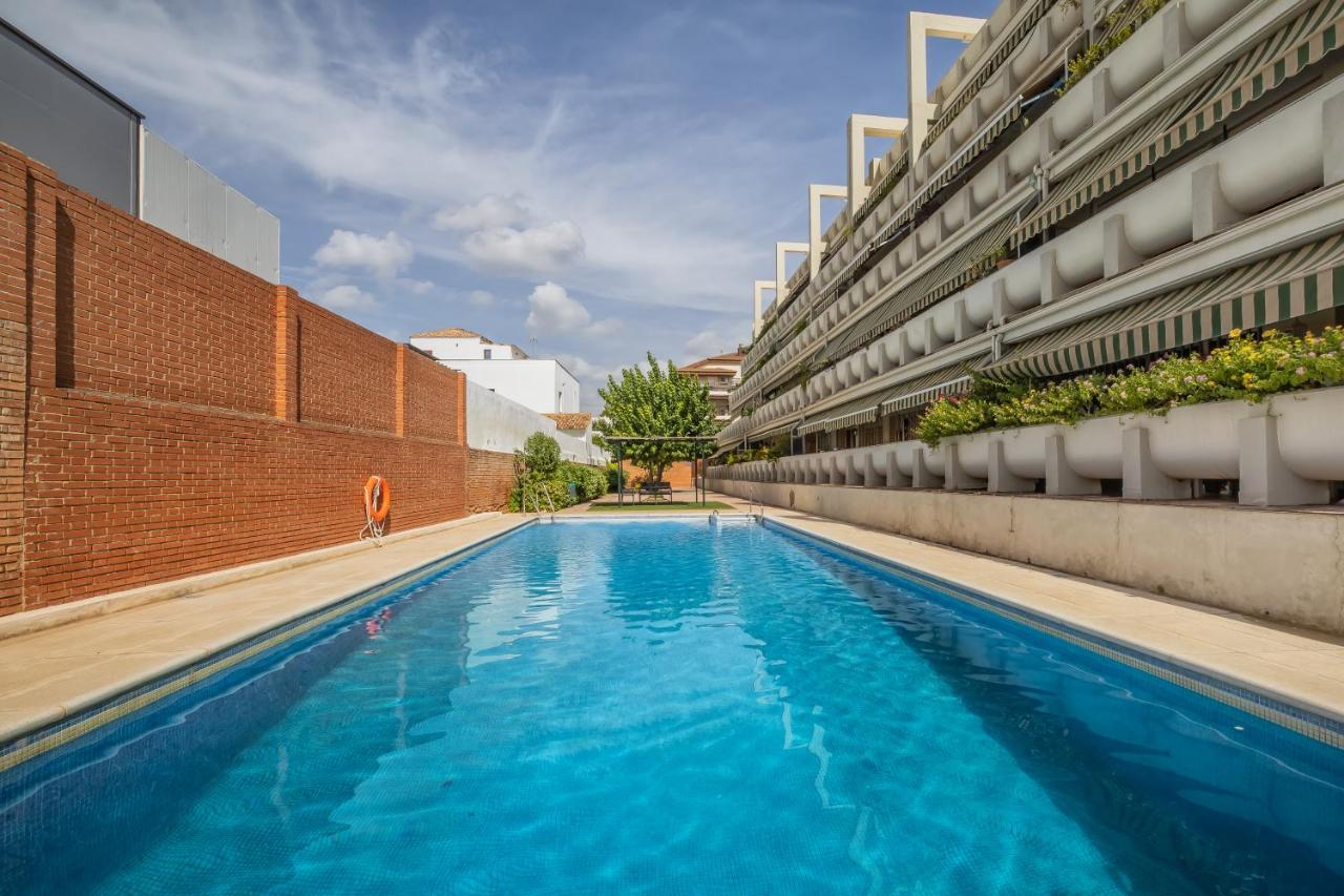 Apartamento Los Tilos & Parking & Piscina Cordoba Luaran gambar